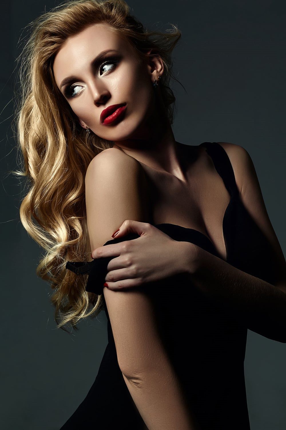 Polished Las Vegas profile portrait